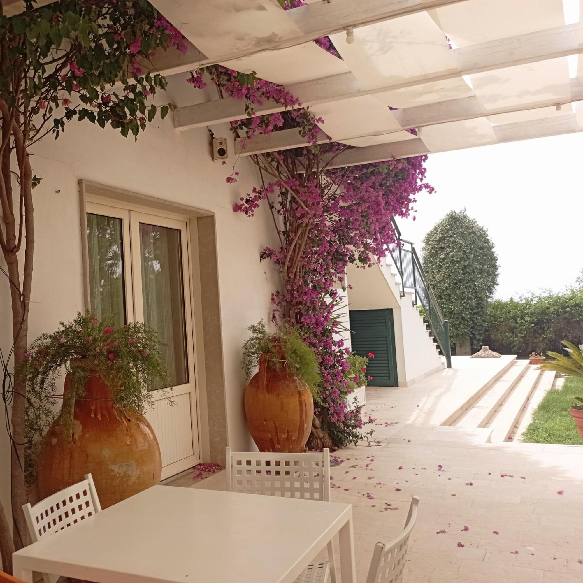 Agriturismo Donna Clementina Villa Castellaneta Marina Exterior photo